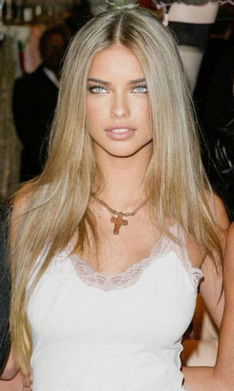 adriana lima